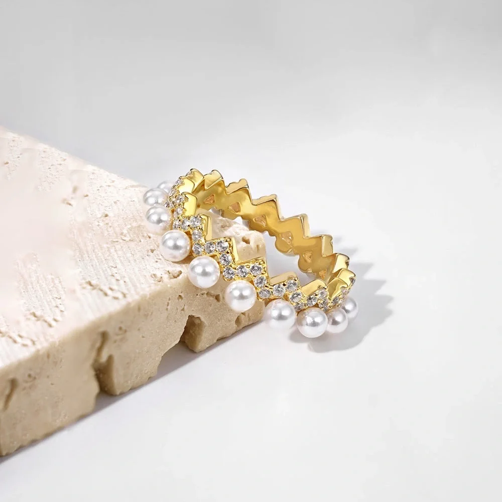 Princess Tiara Pearly Ring - Picture 1 of 4